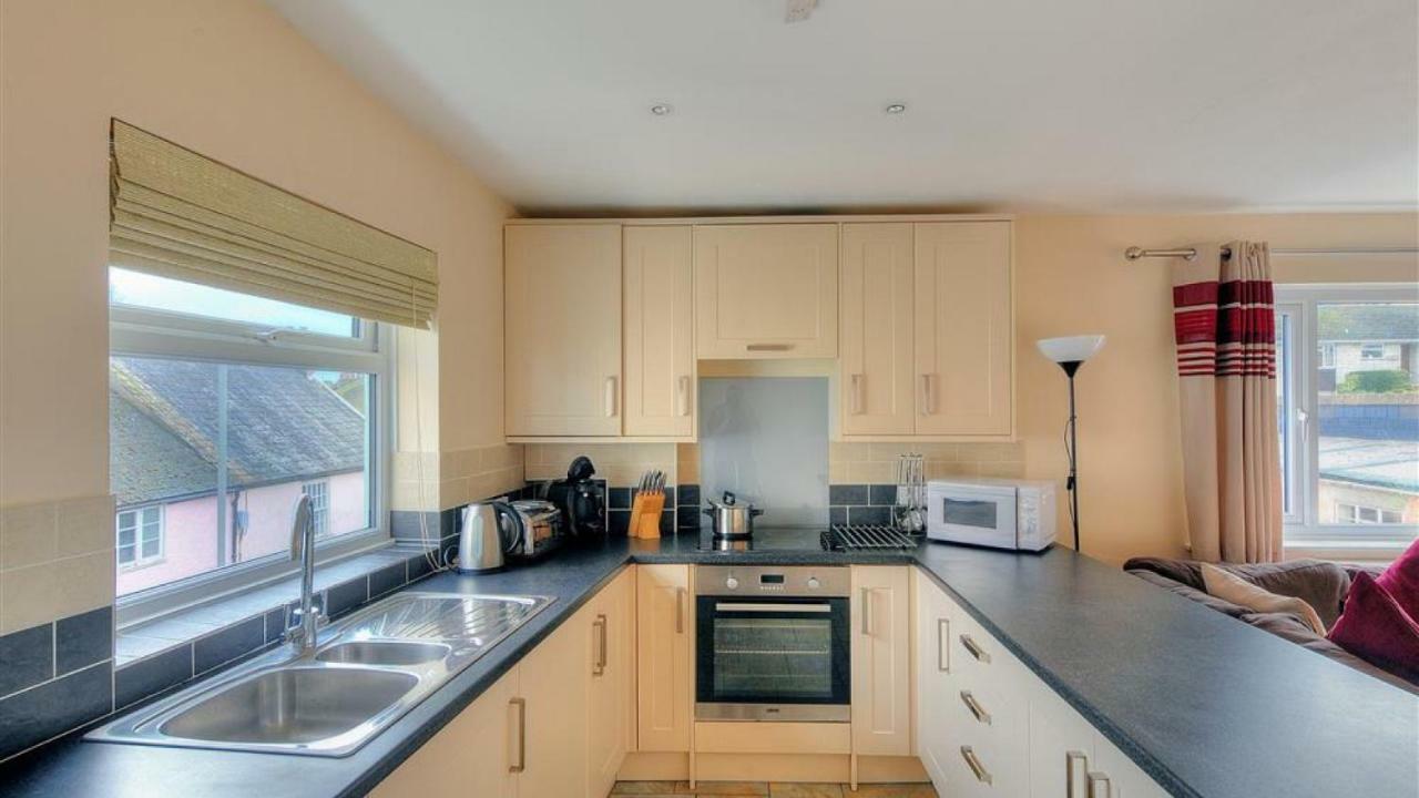 Apartmán 2 Mill Green Court Lyme Regis Exteriér fotografie